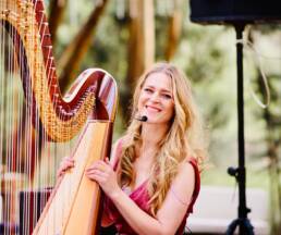 tiina soe interprete